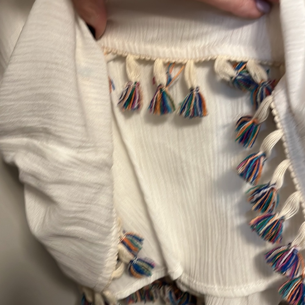 Alya white tank with adorable tassels Size XS - Picture 3 of 7